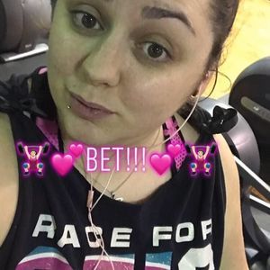 Meet your Posher, Kendra